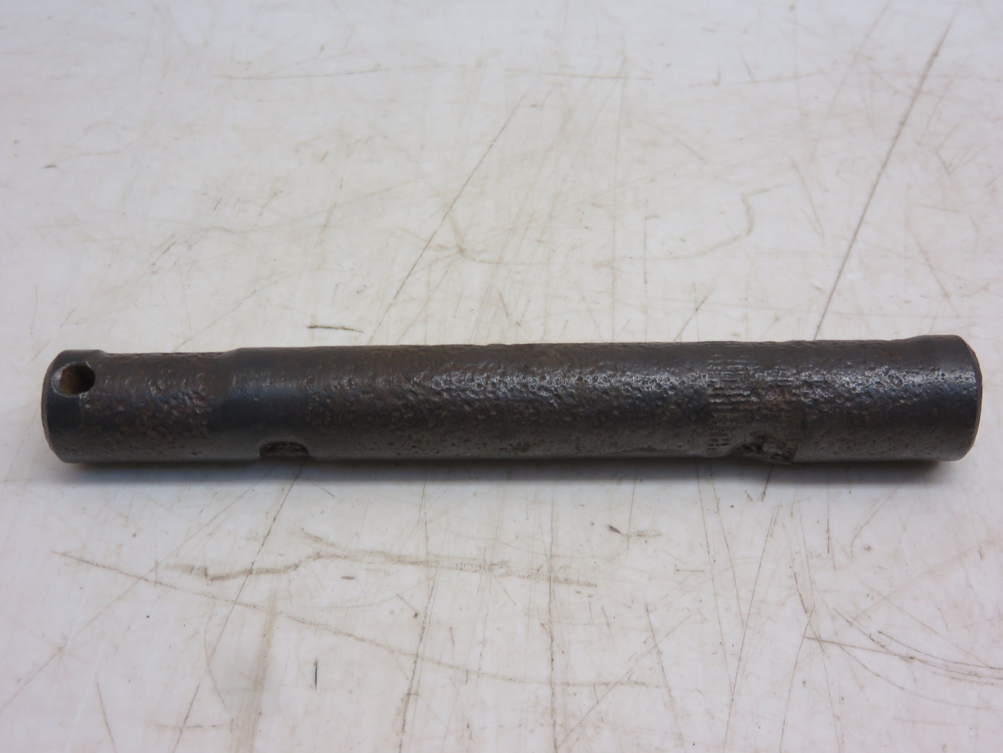 C1980R John Deere Seat Support Channel Pin For A, AR, AO, B, BO, BR, D, G, GP