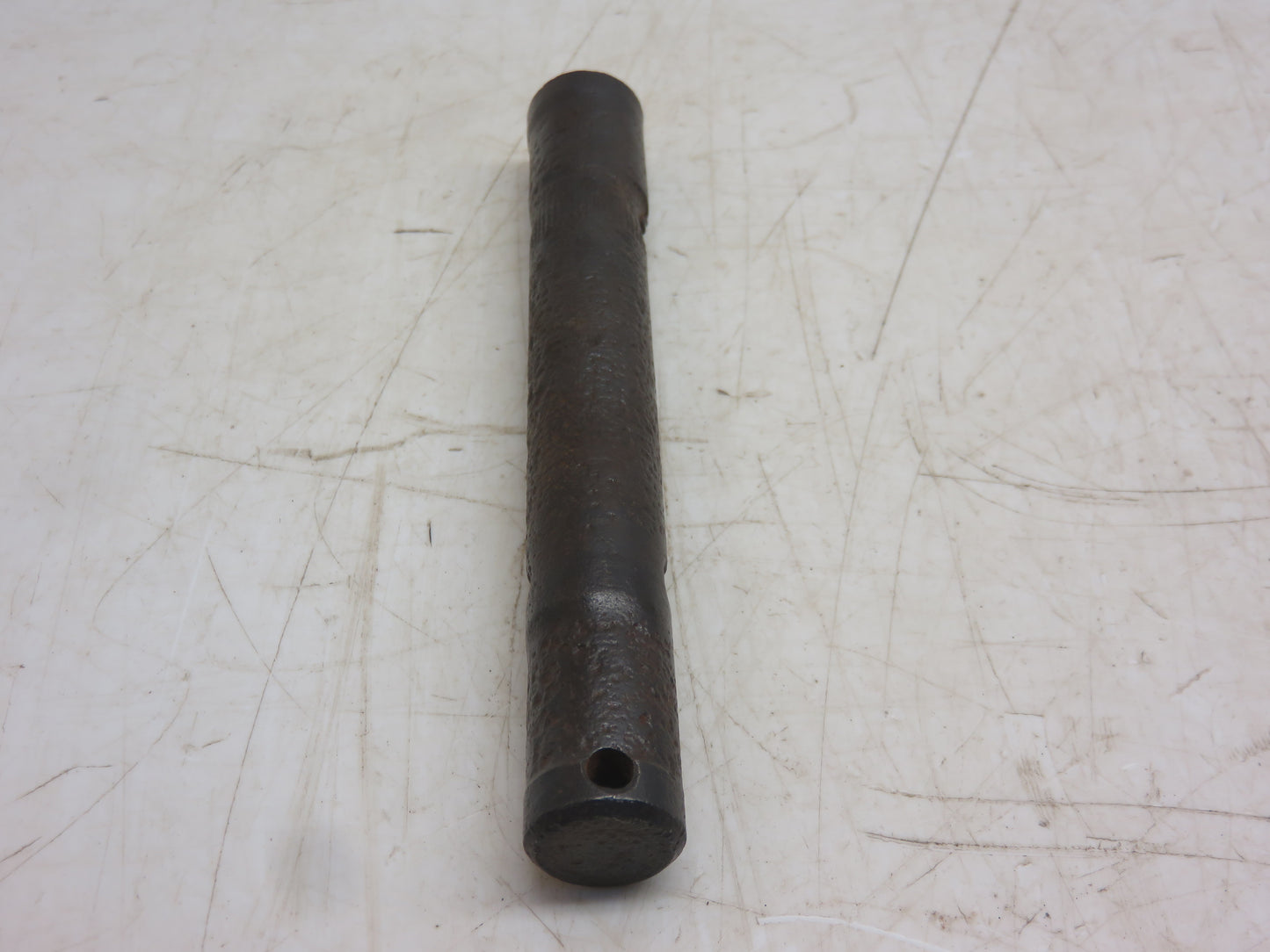 C1980R John Deere Seat Support Channel Pin For A, AR, AO, B, BO, BR, D, G, GP