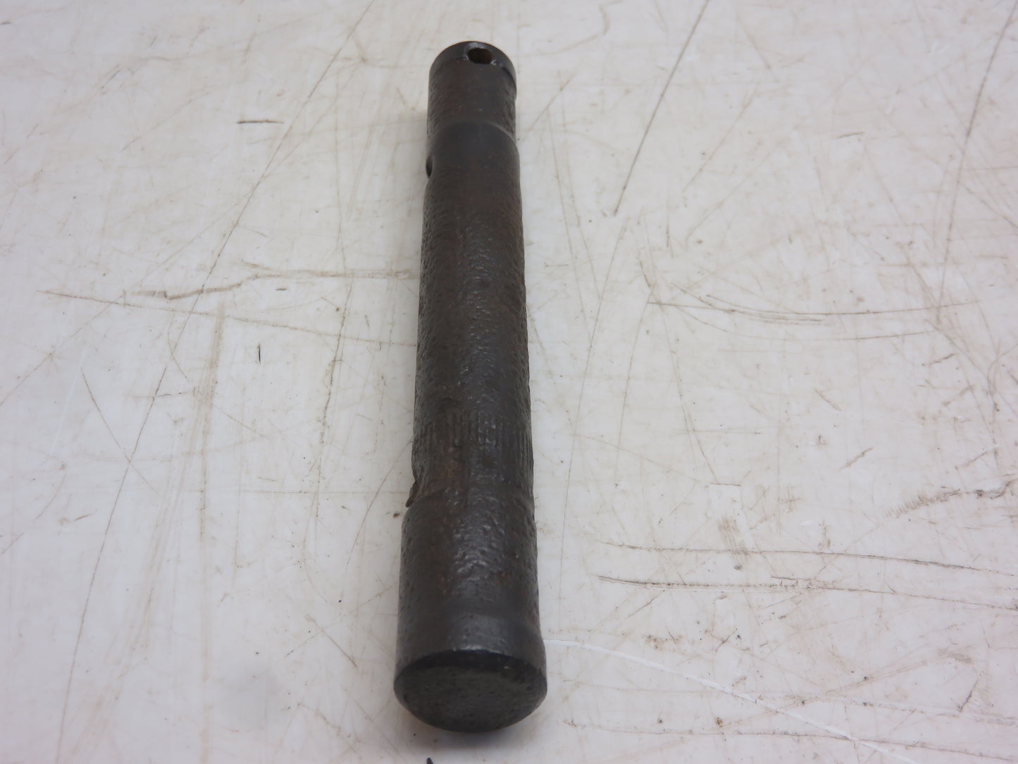 C1980R John Deere Seat Support Channel Pin For A, AR, AO, B, BO, BR, D, G, GP