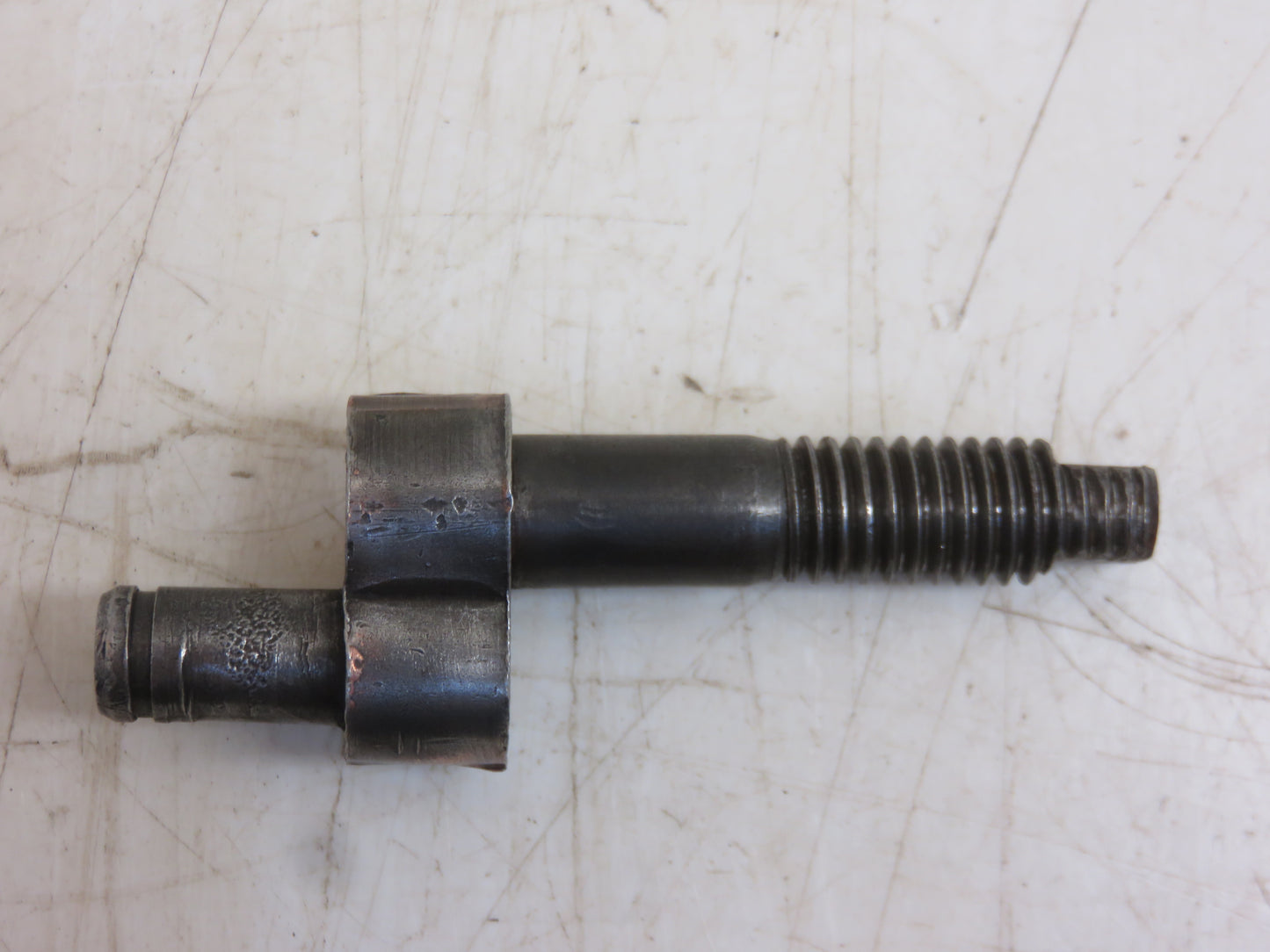 AM320T John Deere Clutch Throw Out Bearing Yoke Cam For M, MI, MT