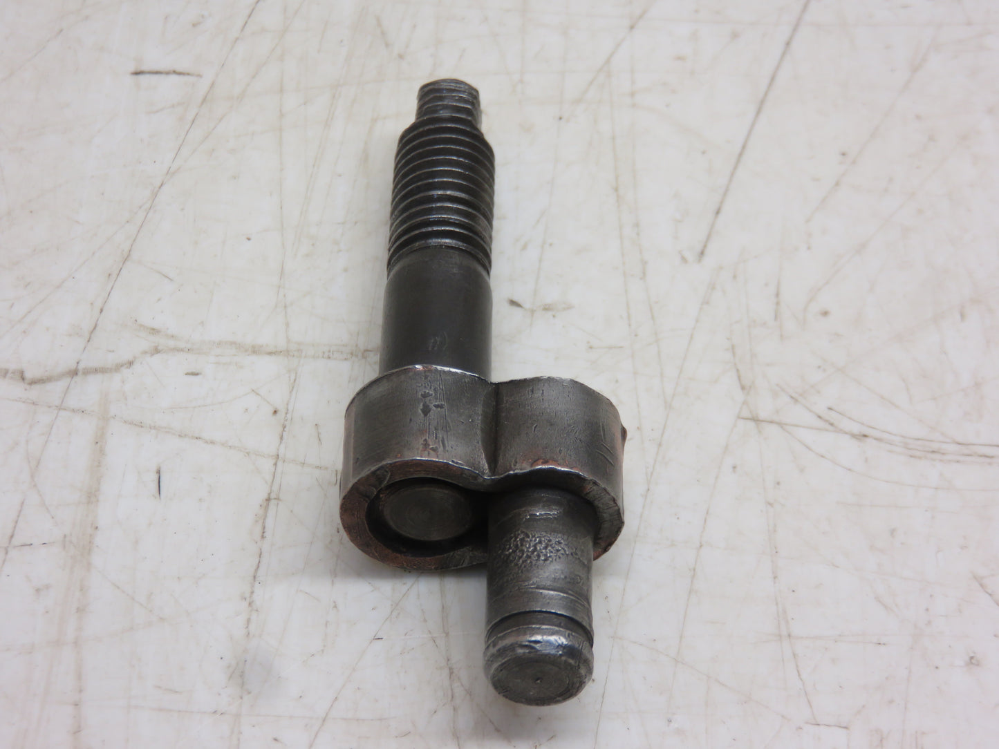 AM320T John Deere Clutch Throw Out Bearing Yoke Cam For M, MI, MT