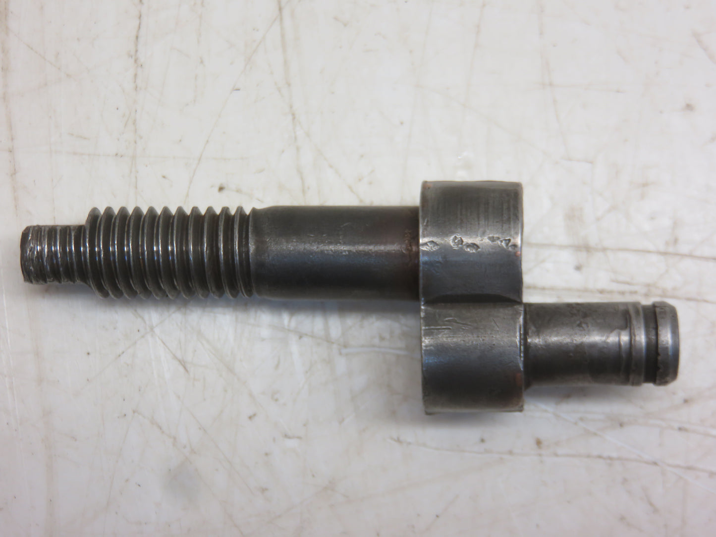 AM320T John Deere Clutch Throw Out Bearing Yoke Cam For M, MI, MT