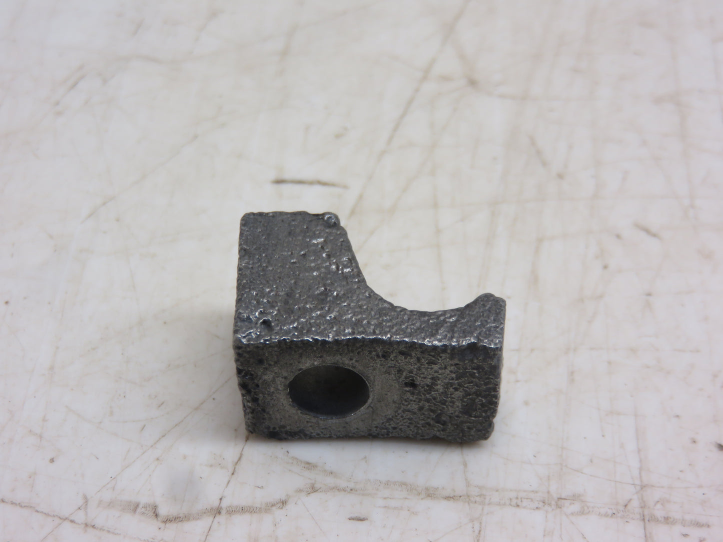 R26629 John Deere Rockshaft Cable Clamp For 2510, 3010, 3020, 4010