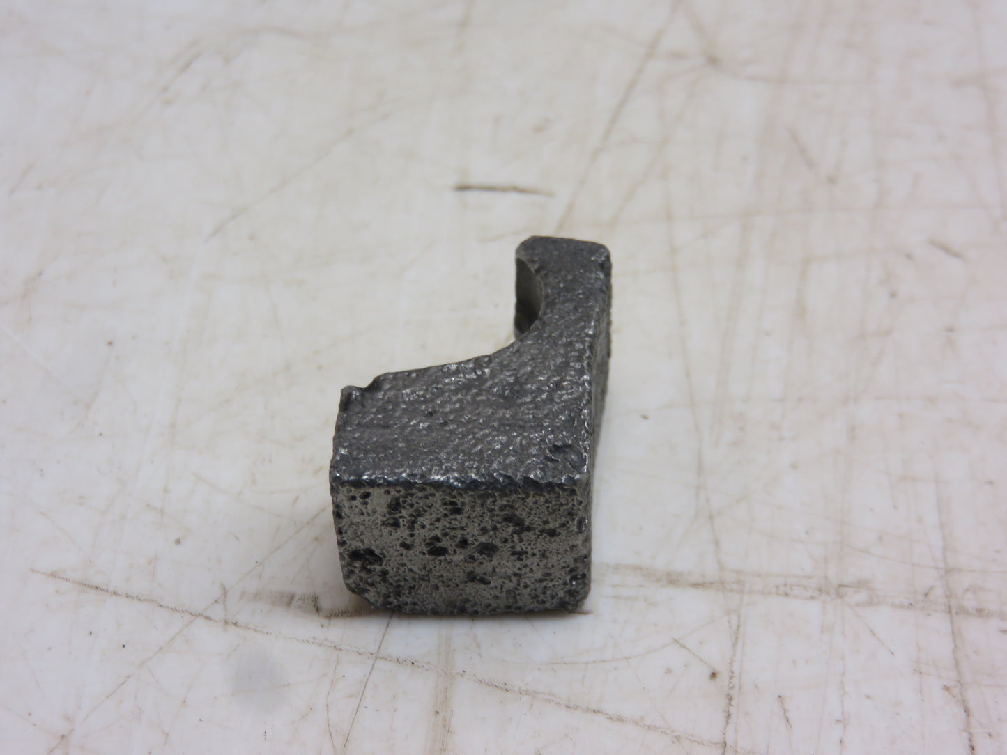 R26629 John Deere Rockshaft Cable Clamp For 2510, 3010, 3020, 4010