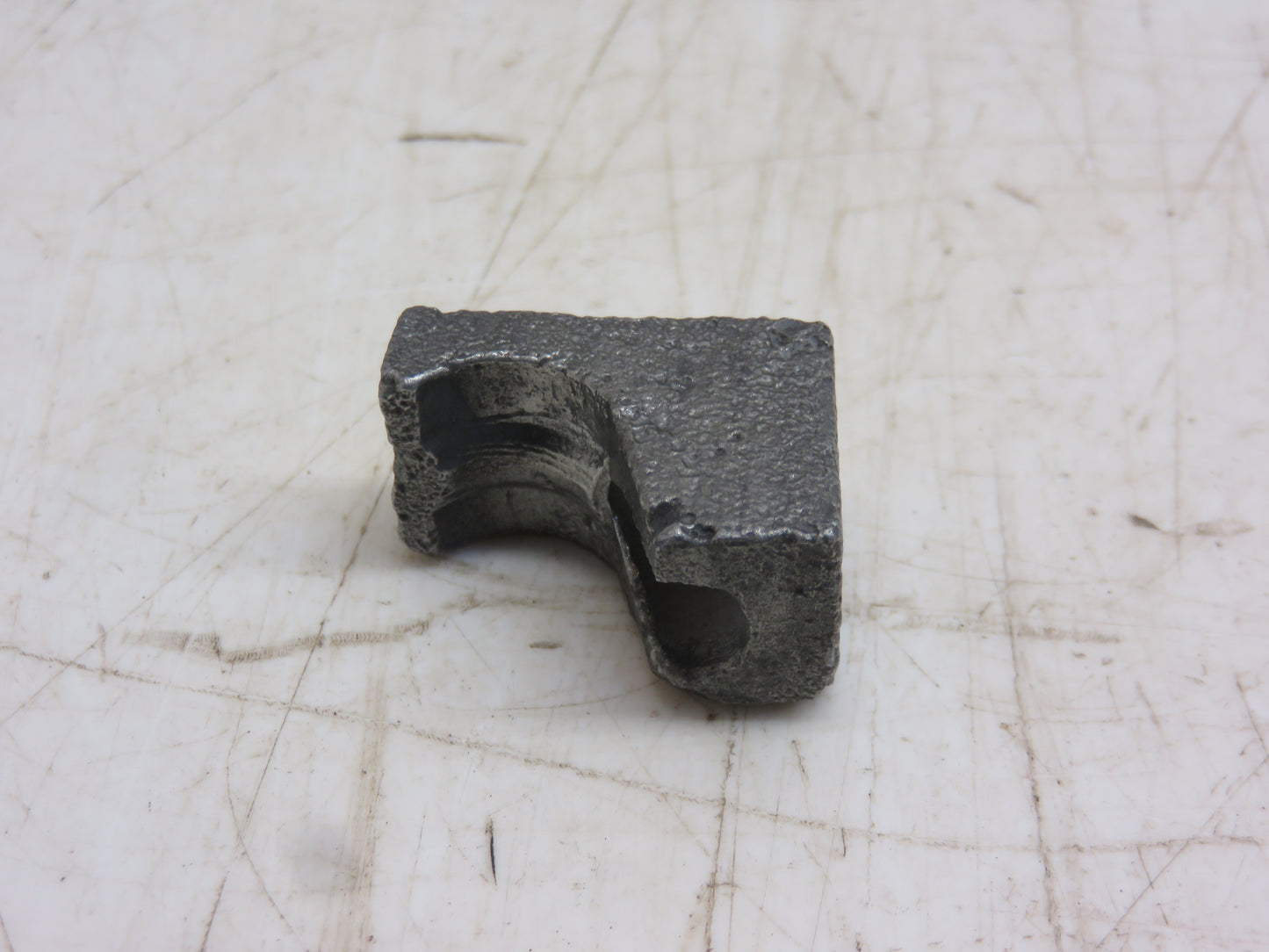 R26629 John Deere Rockshaft Cable Clamp For 2510, 3010, 3020, 4010