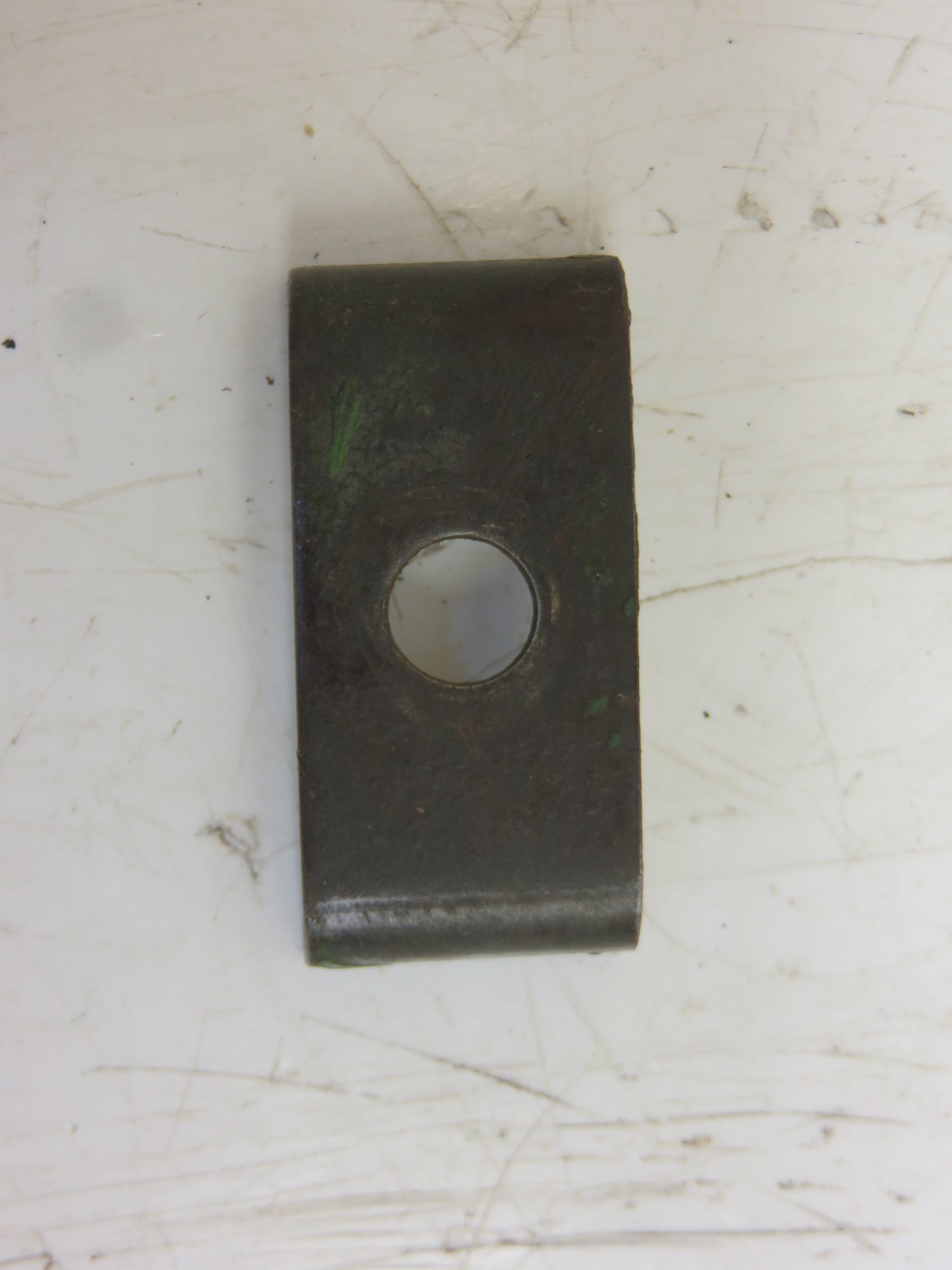 A471R John Deere Spark Plug Cable Clamp For A, AR, AO, B, BO, BR, G, 2510, 3010