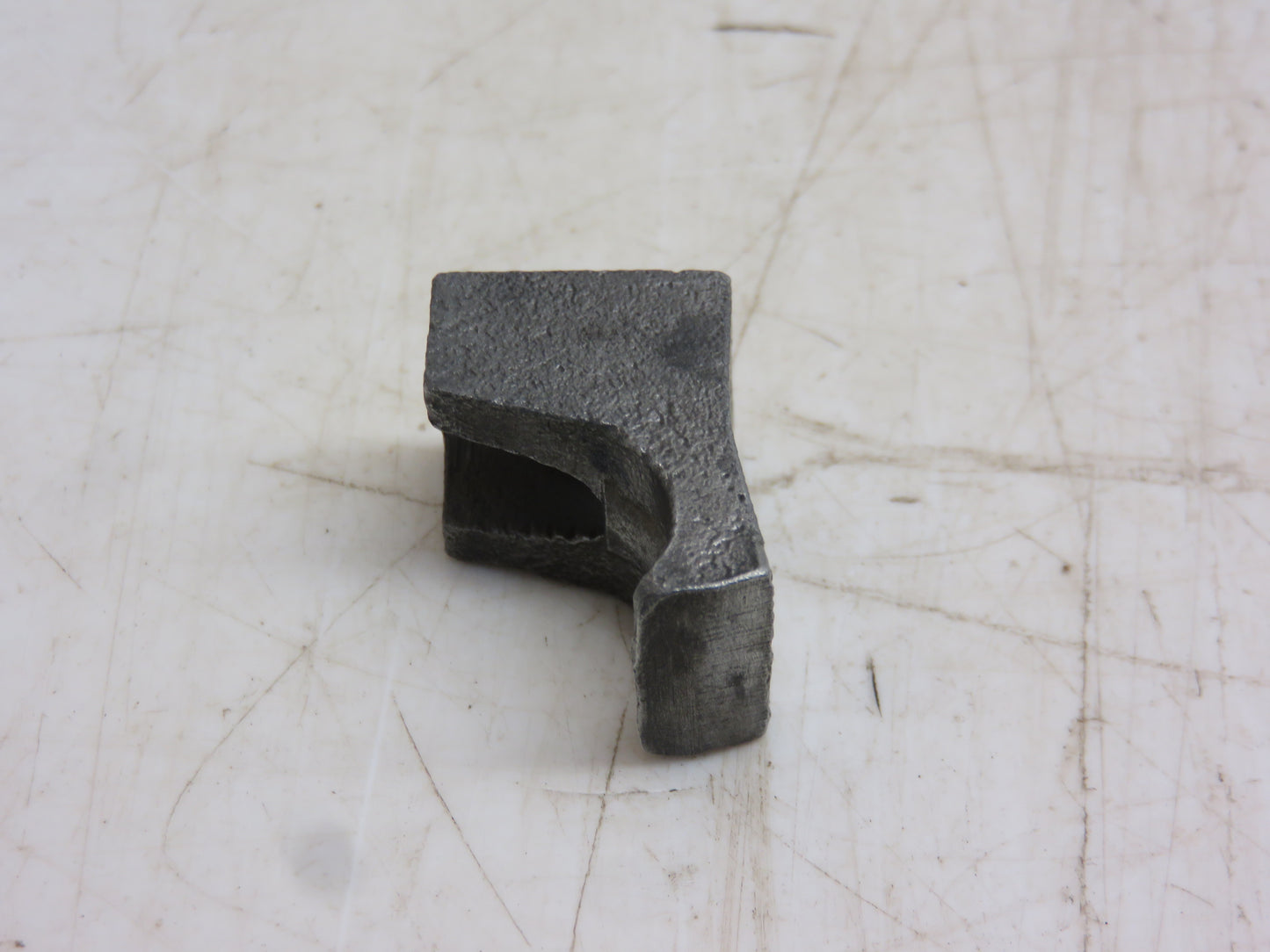 R26629 John Deere Rockshaft Cable Clamp For 2510, 3010, 3020, 4010