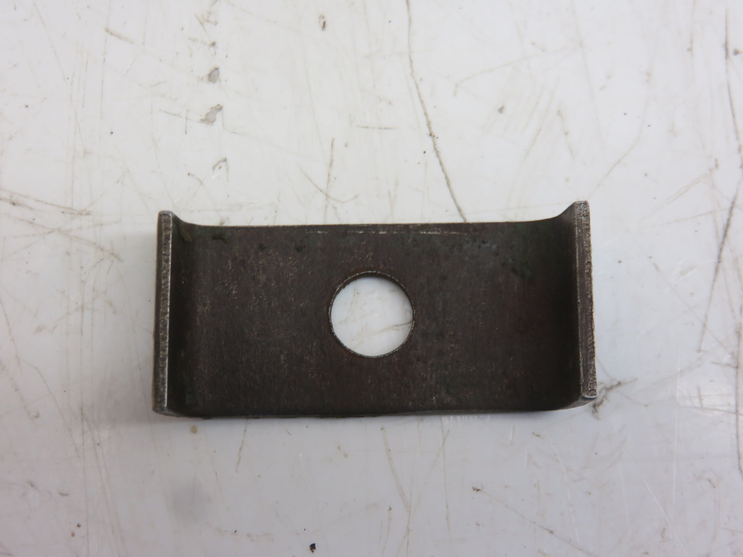 A471R John Deere Spark Plug Cable Clamp For A, AR, AO, B, BO, BR, G, 2510, 3010
