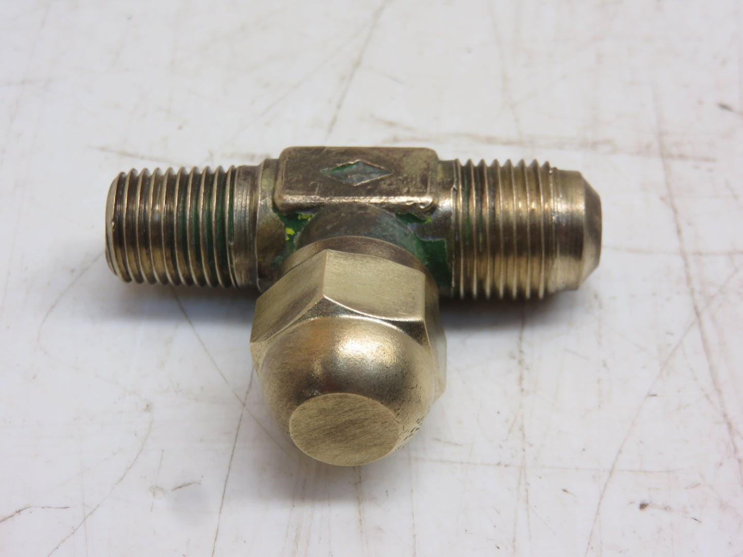 A4929R John Deere LP Valve Tee For 60, 70, 420, 520, 620, 720, 430, 530, 630, 730