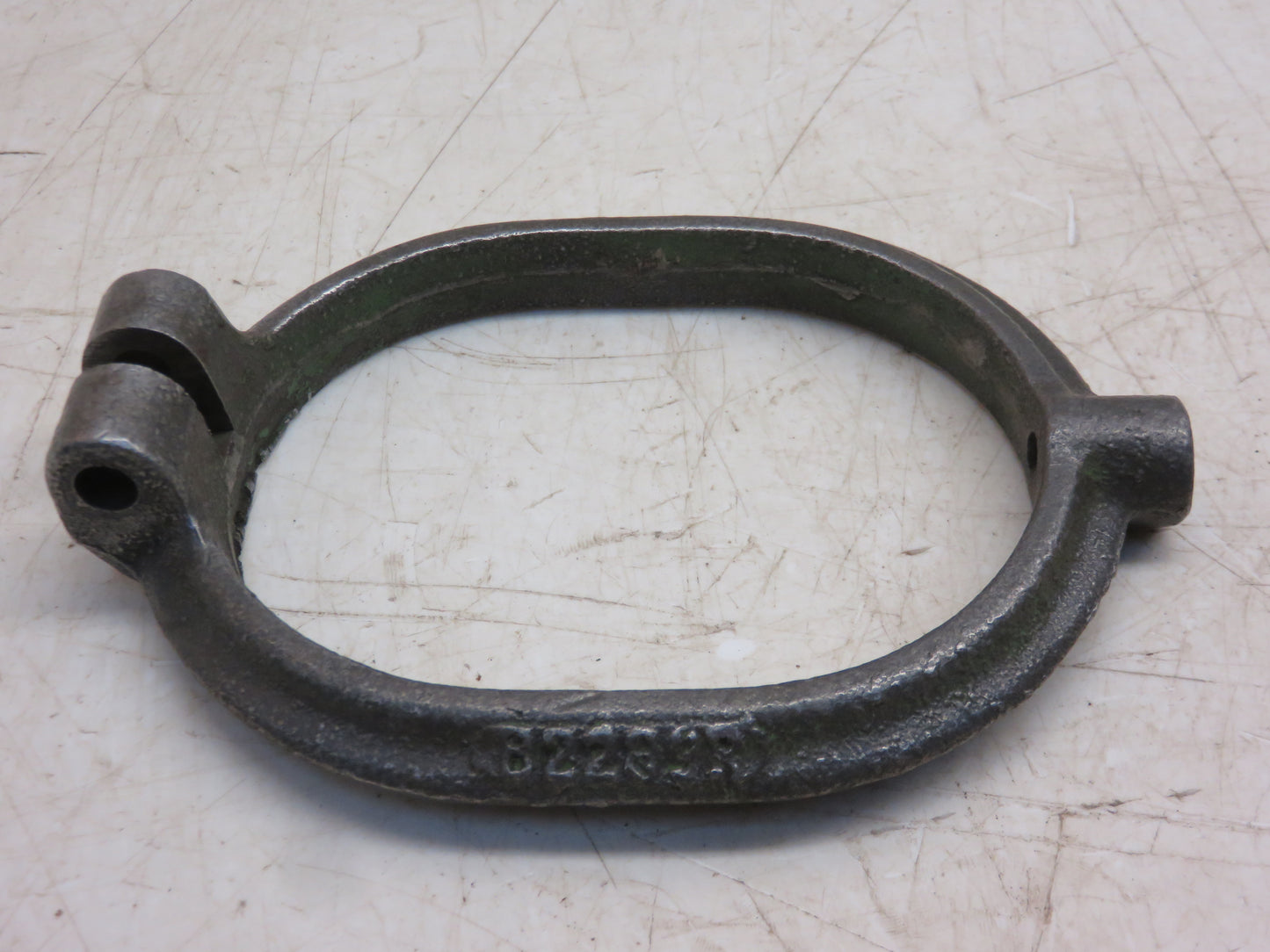 B2289R John Deere Starter Yoke For B, 50, 520