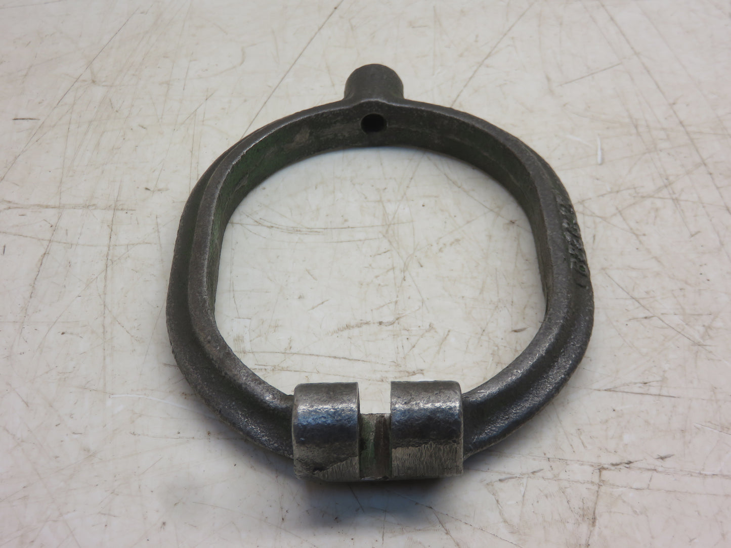 B2289R John Deere Starter Yoke For B, 50, 520