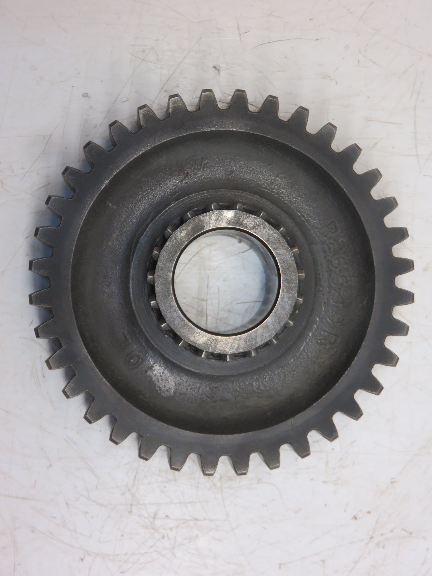 R26999 John Deere 1000 RPM PTO Gear For 4010