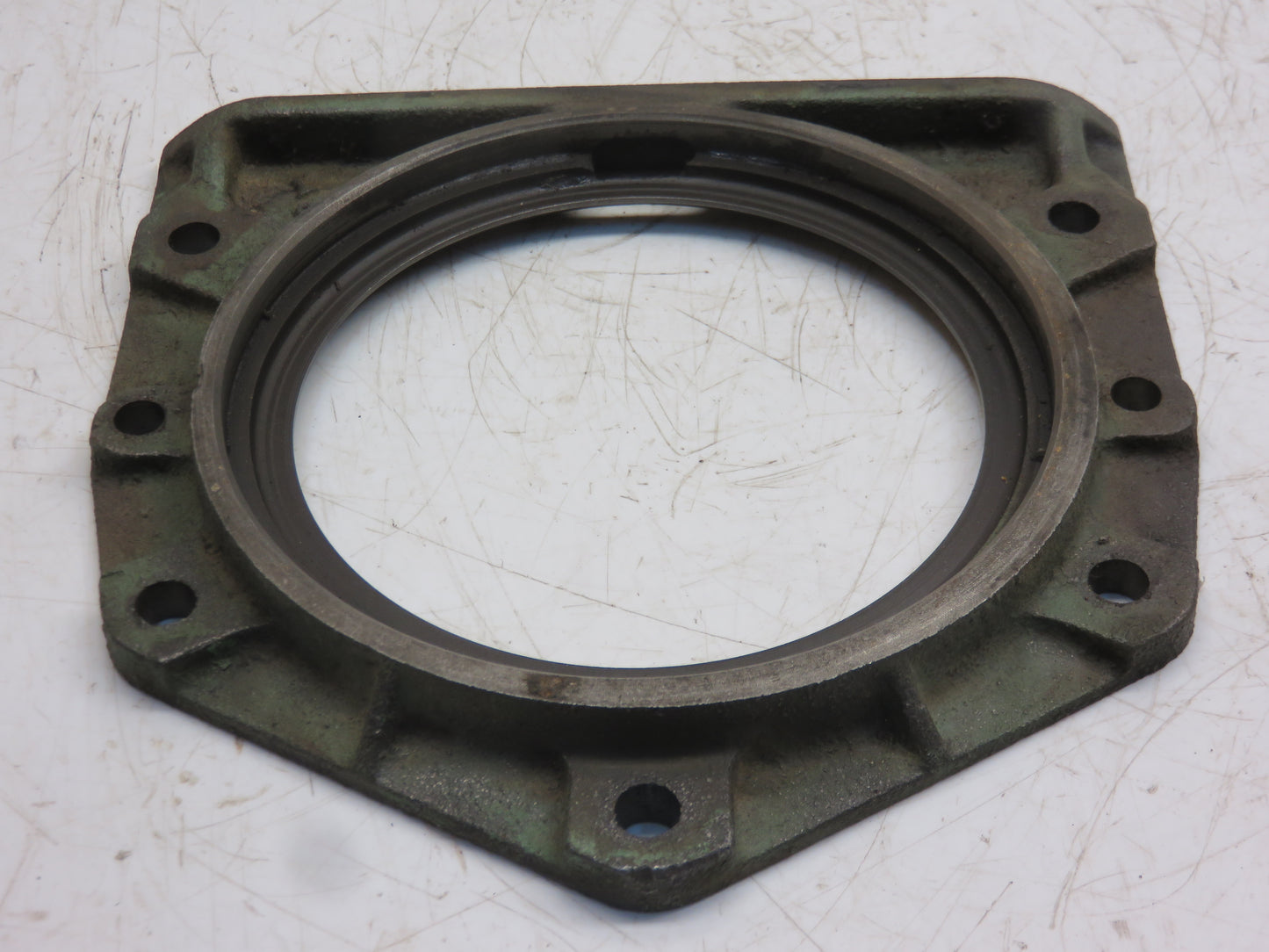 M18T, AM728T John Deere Rear Engine Oil Seal Plate M, 40, 320, 330, 420, 430