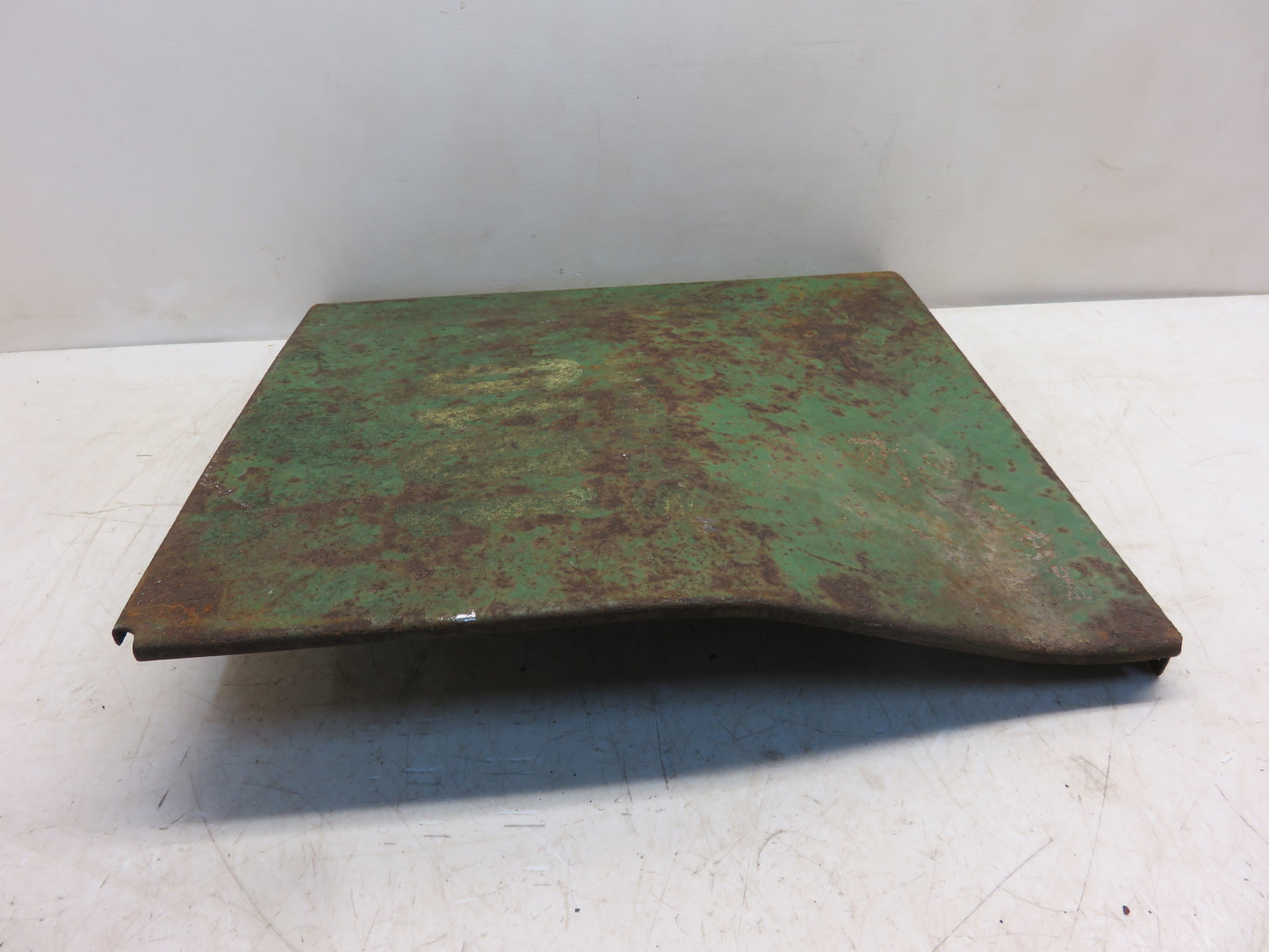 AT16331 John Deere Left Hand Rear Side Panel For 1010