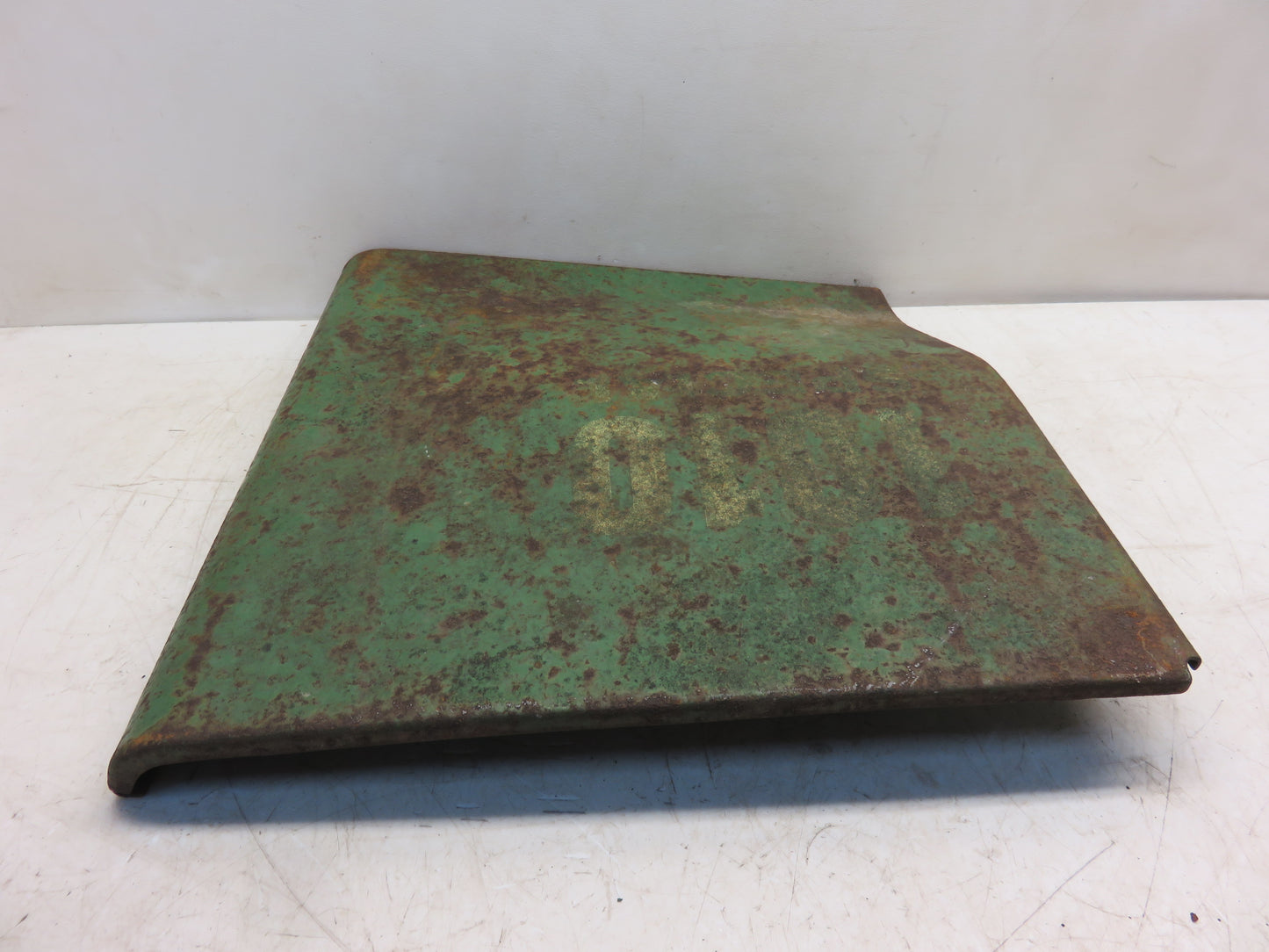 AT16331 John Deere Left Hand Rear Side Panel For 1010
