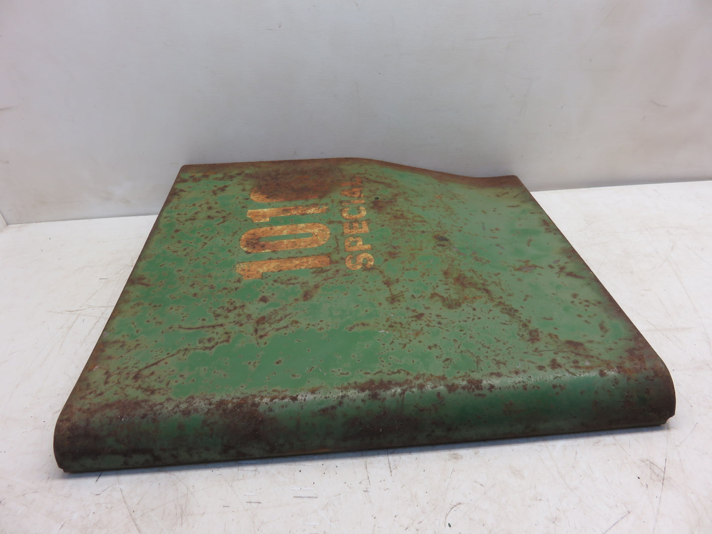AT16330 John Deere Right Hand Rear Side Panel For 1010