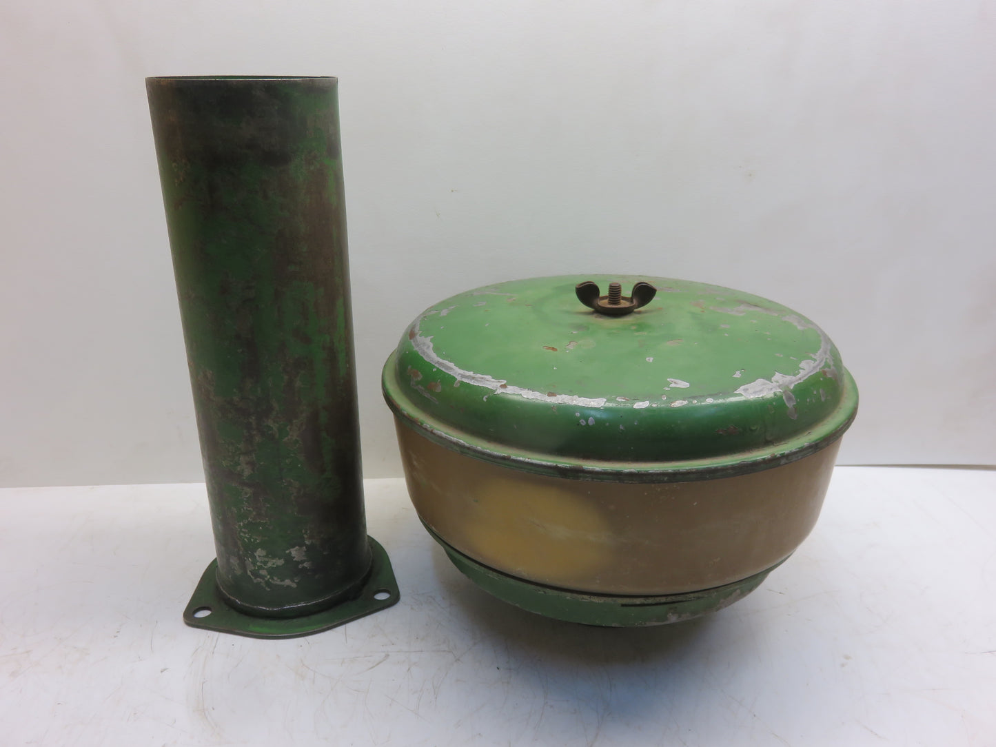 AR1728R, AR1745R John Deere Air Cleaner Intake Stack With Precleaner For 80, 820, 830, 840