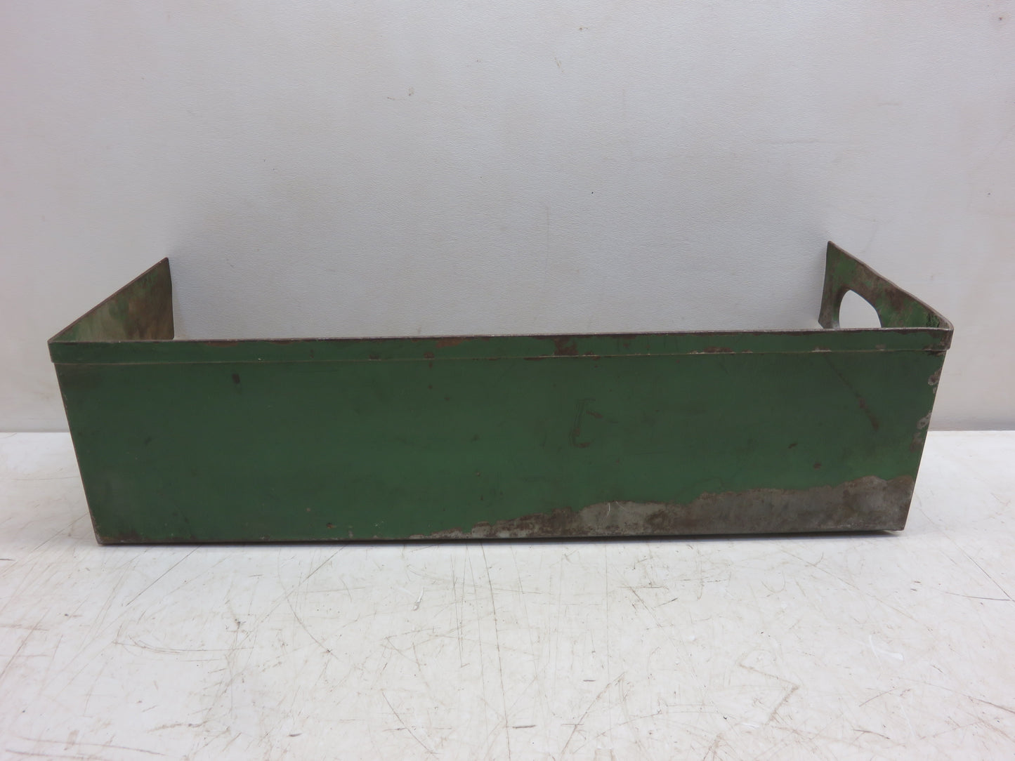 AB4518R John Deere Tool Box For 50, 520, 530