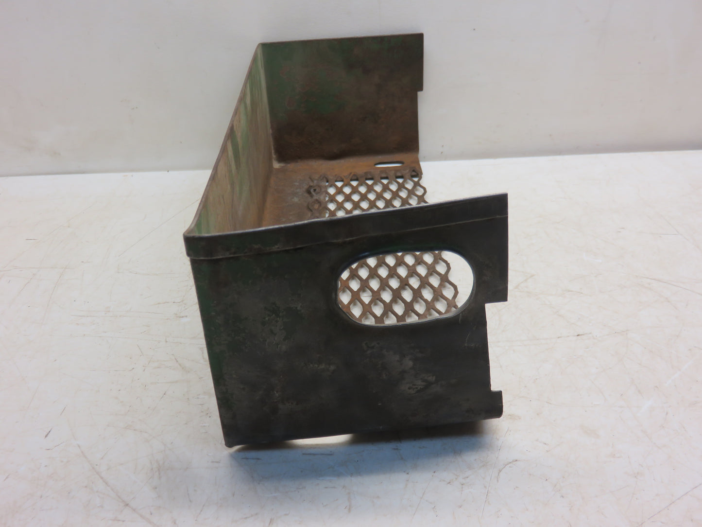 AB4518R John Deere Tool Box For 50, 520, 530