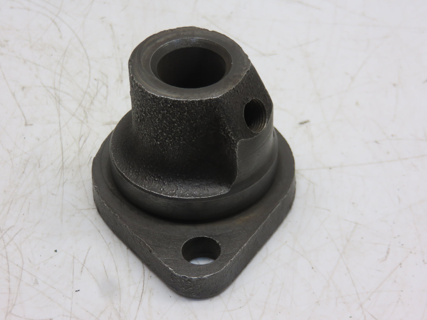 B198R John Deere Right Hand Camshaft Bearing For B, BO, BR