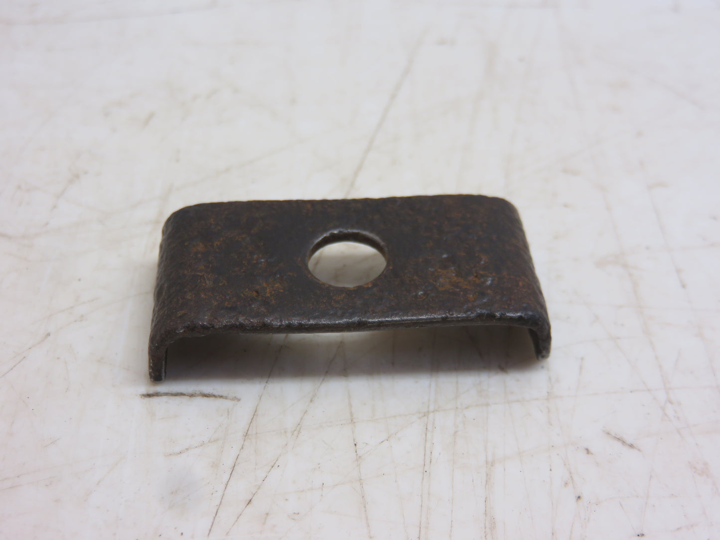 A471R John Deere Spark Plug Cable Clamp For A, AR, AO, B, BO, BR, G, 2510, 3010