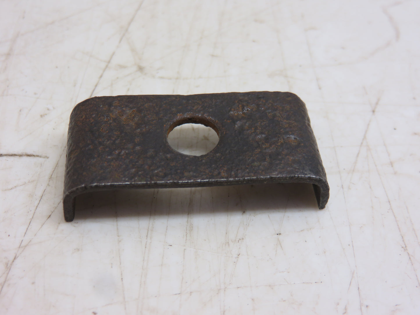 A471R John Deere Spark Plug Cable Clamp For A, AR, AO, B, BO, BR, G, 2510, 3010
