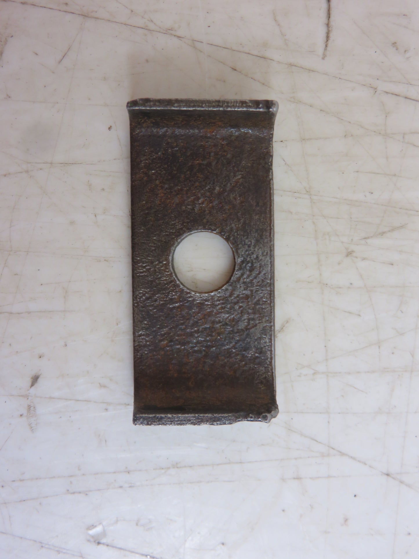 A471R John Deere Spark Plug Cable Clamp For A, AR, AO, B, BO, BR, G, 2510, 3010