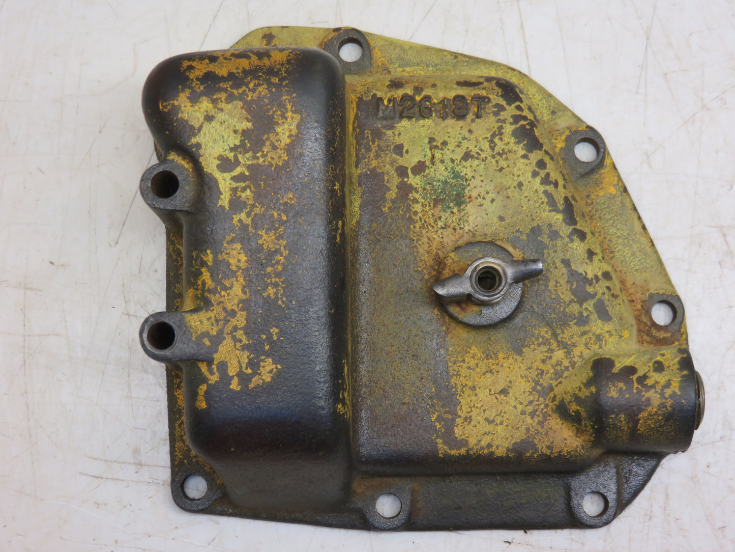 AM2437T, M2618T John Deere Front Rockshaft Cover For 40, 320, 420, 330, 430, 1010