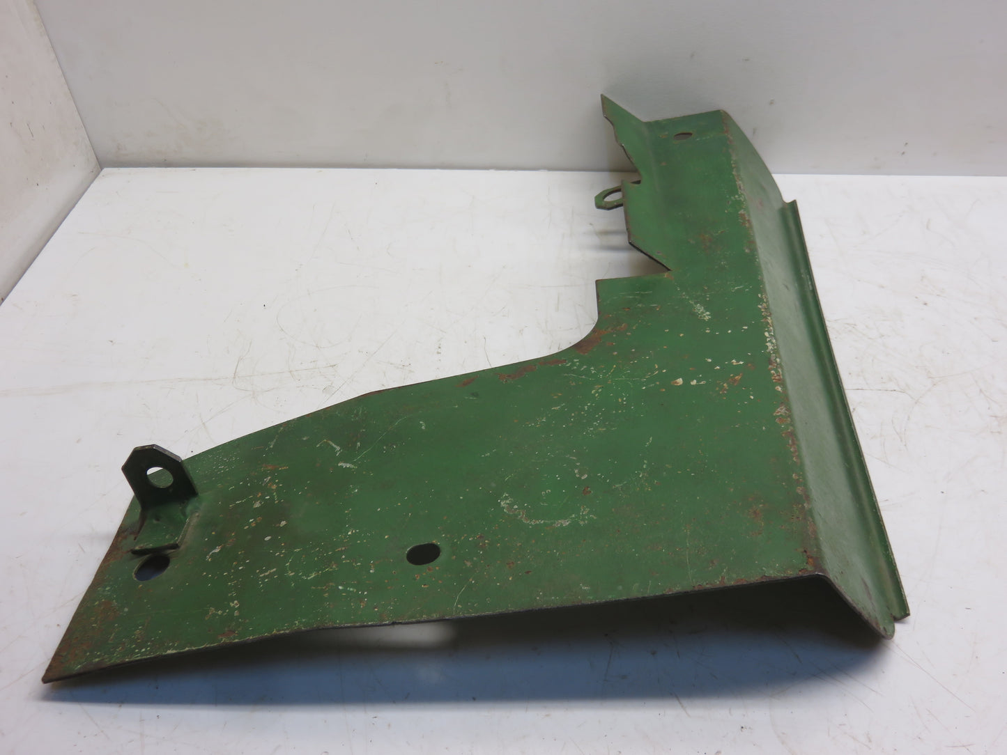 AM315T John Deere Manifold Heat Shield For M, 40, 320