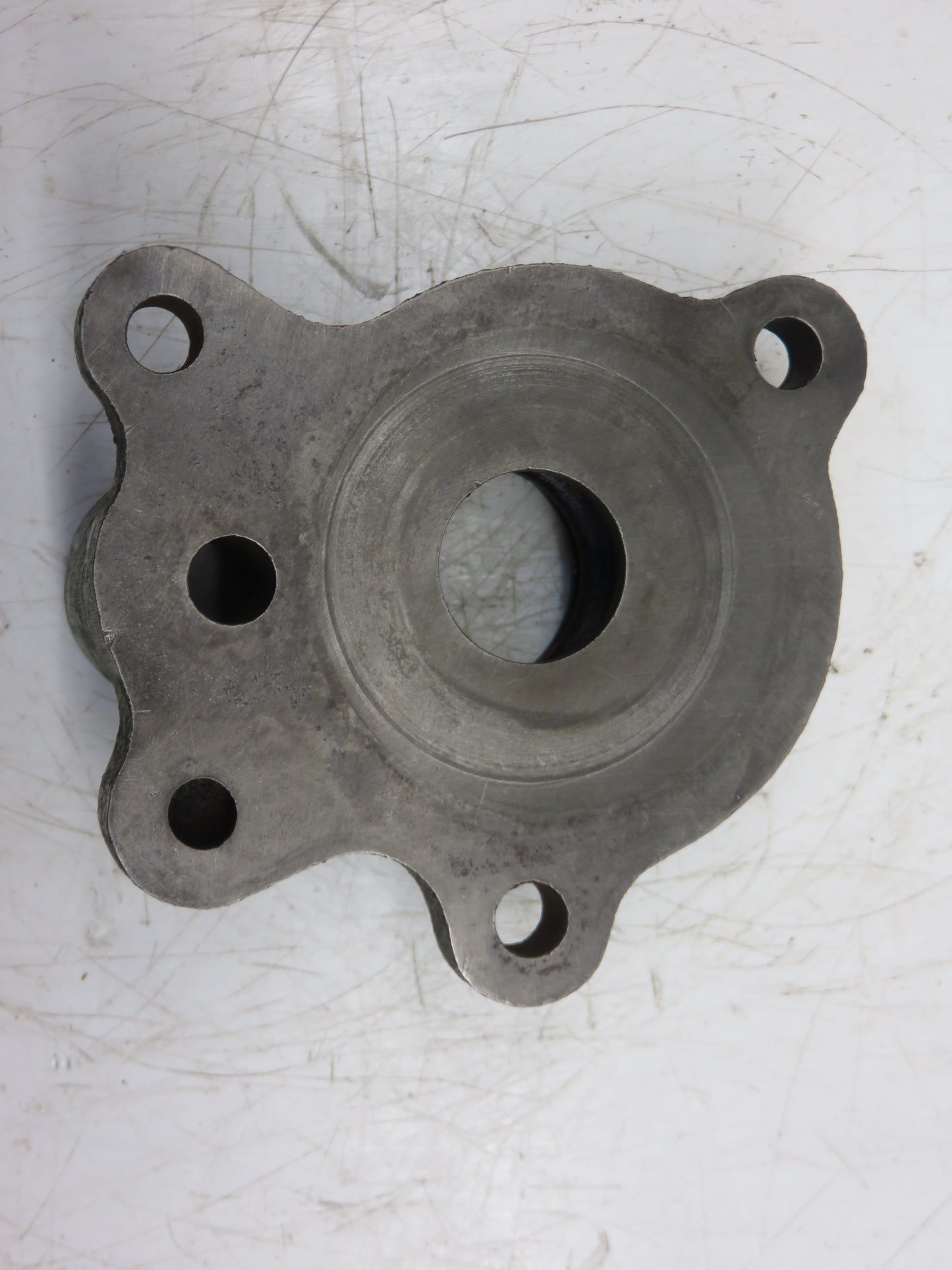 A4188R John Deere Ventilator Pump Cover For A, AR, AO, B, 50, 60, 70, 520, 620, 720