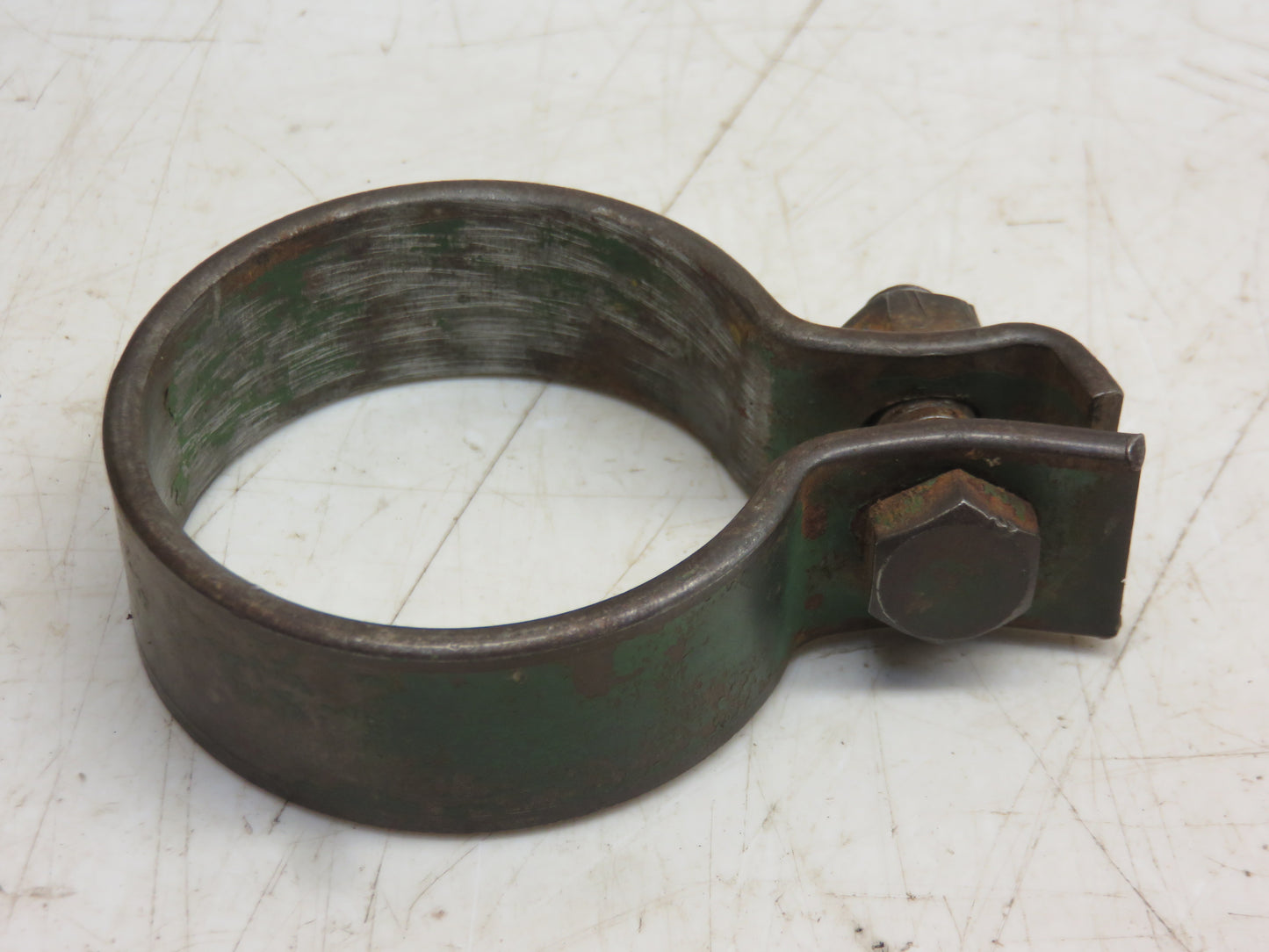 AR26928 John Deere Clamp For 3010, 1020, 1120, 1520, 1030, 1130, 1530, 1630, 2030, 2130