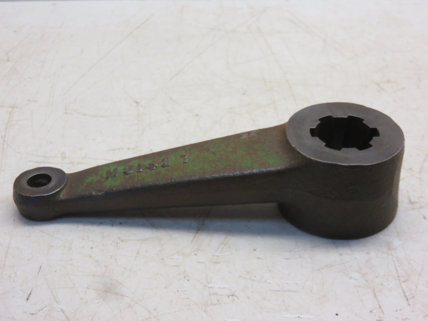 M3142T John Deere Steering Arm For 420, 430, 435