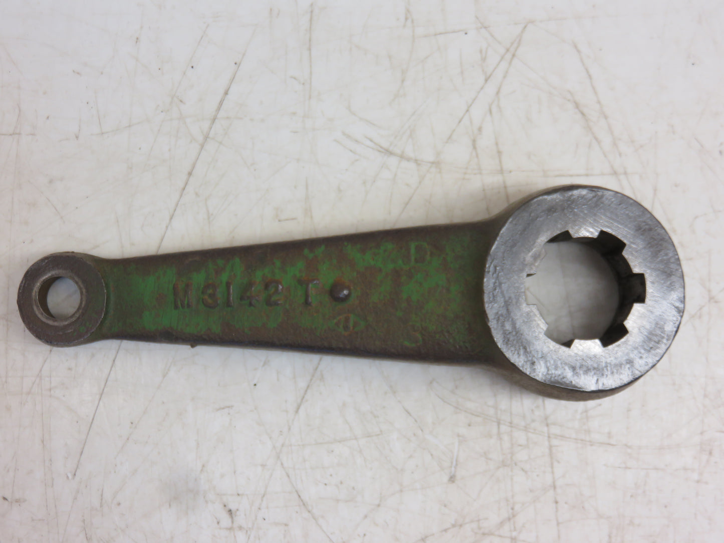 M3142T John Deere Steering Arm For 420, 430, 435