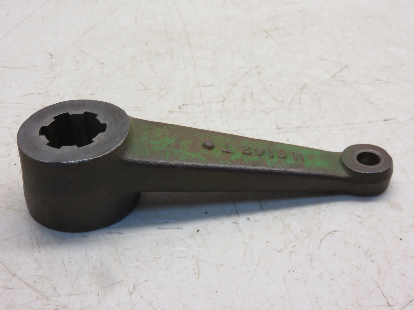 M3142T John Deere Steering Arm For 420, 430, 435