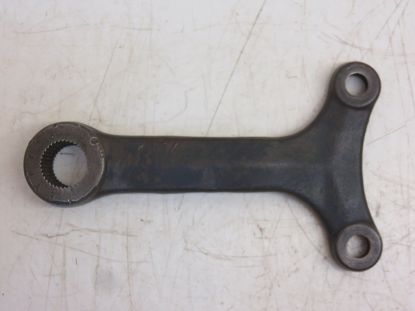 T11330T, M3315T John Deere Steering Arm For 420, 430, 435