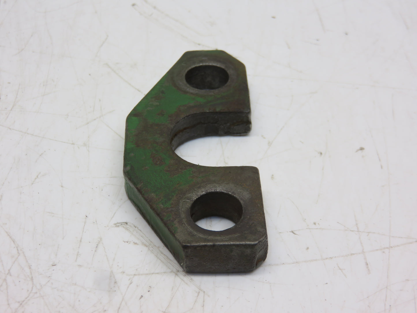 F3329R John Deere Powertrol Pressure Line Retainer For 50, 60, 70, 520, 620, 720