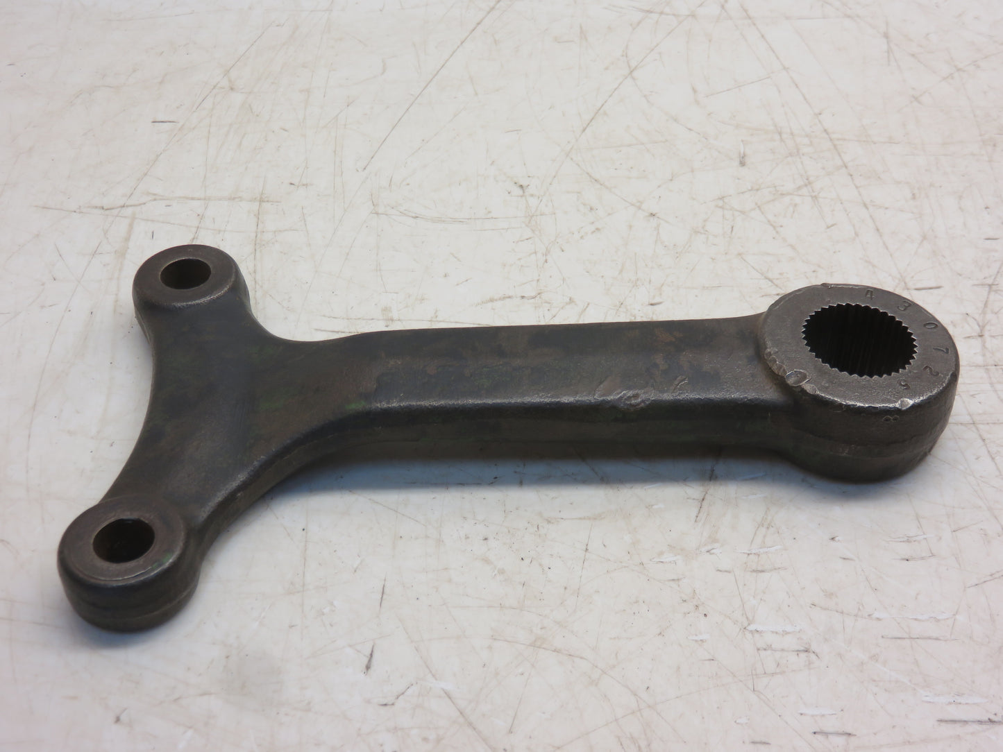 T11330T, M3315T John Deere Steering Arm For 420, 430, 435