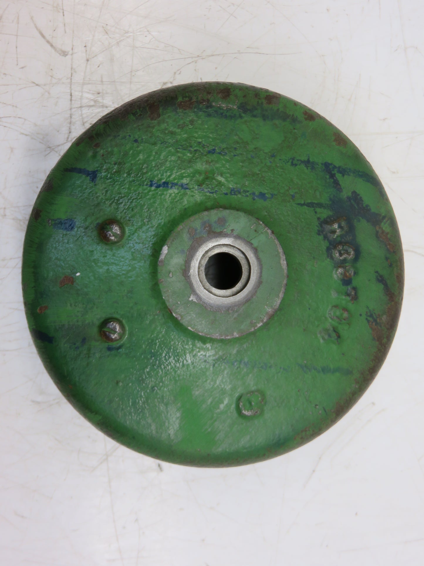 R39794 John Deere Transmission Oil Filter Cover For 2510, 3010, 4010, 2520, 3020, 4000, 4020