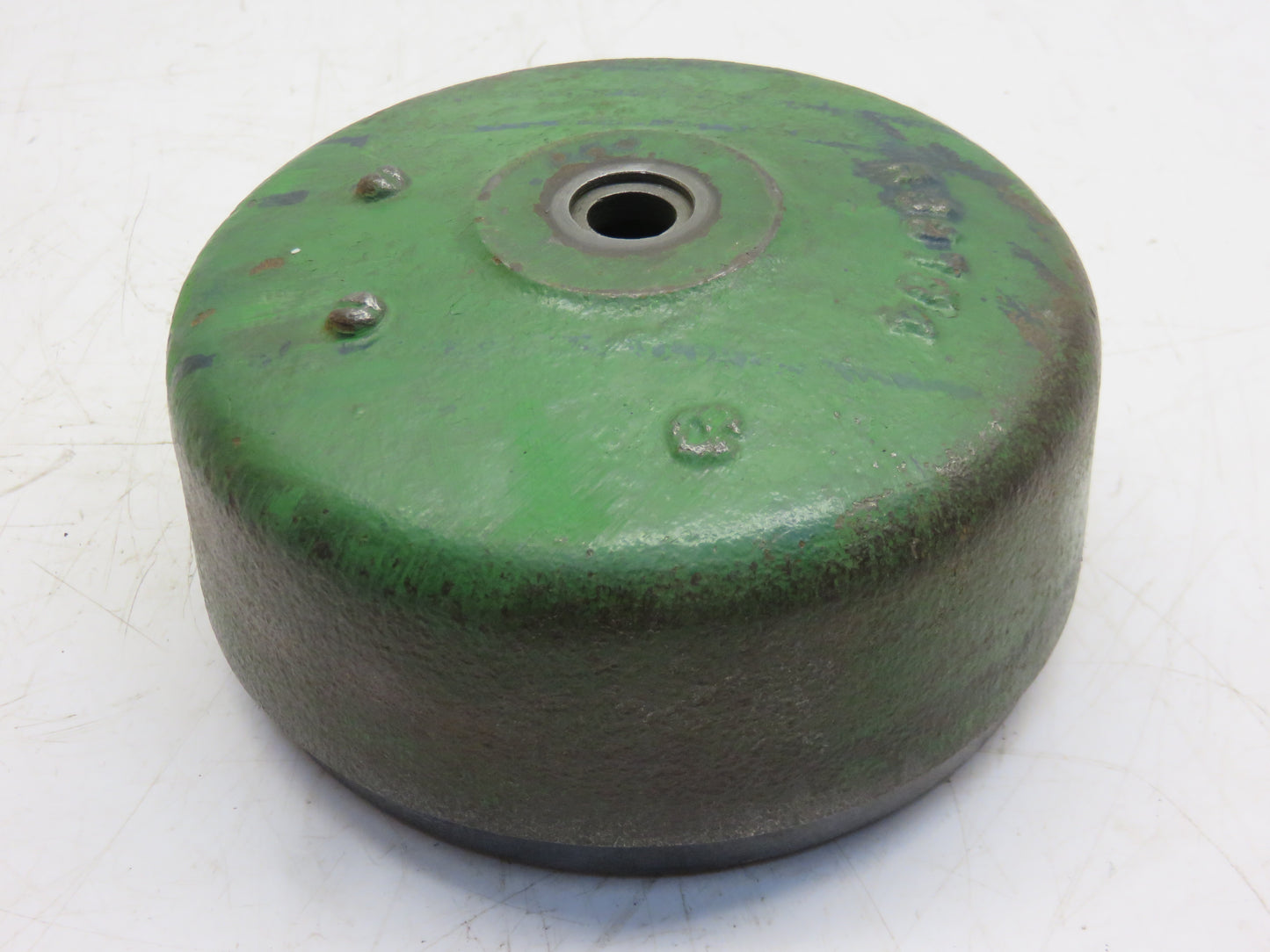 R39794 John Deere Transmission Oil Filter Cover For 2510, 3010, 4010, 2520, 3020, 4000, 4020