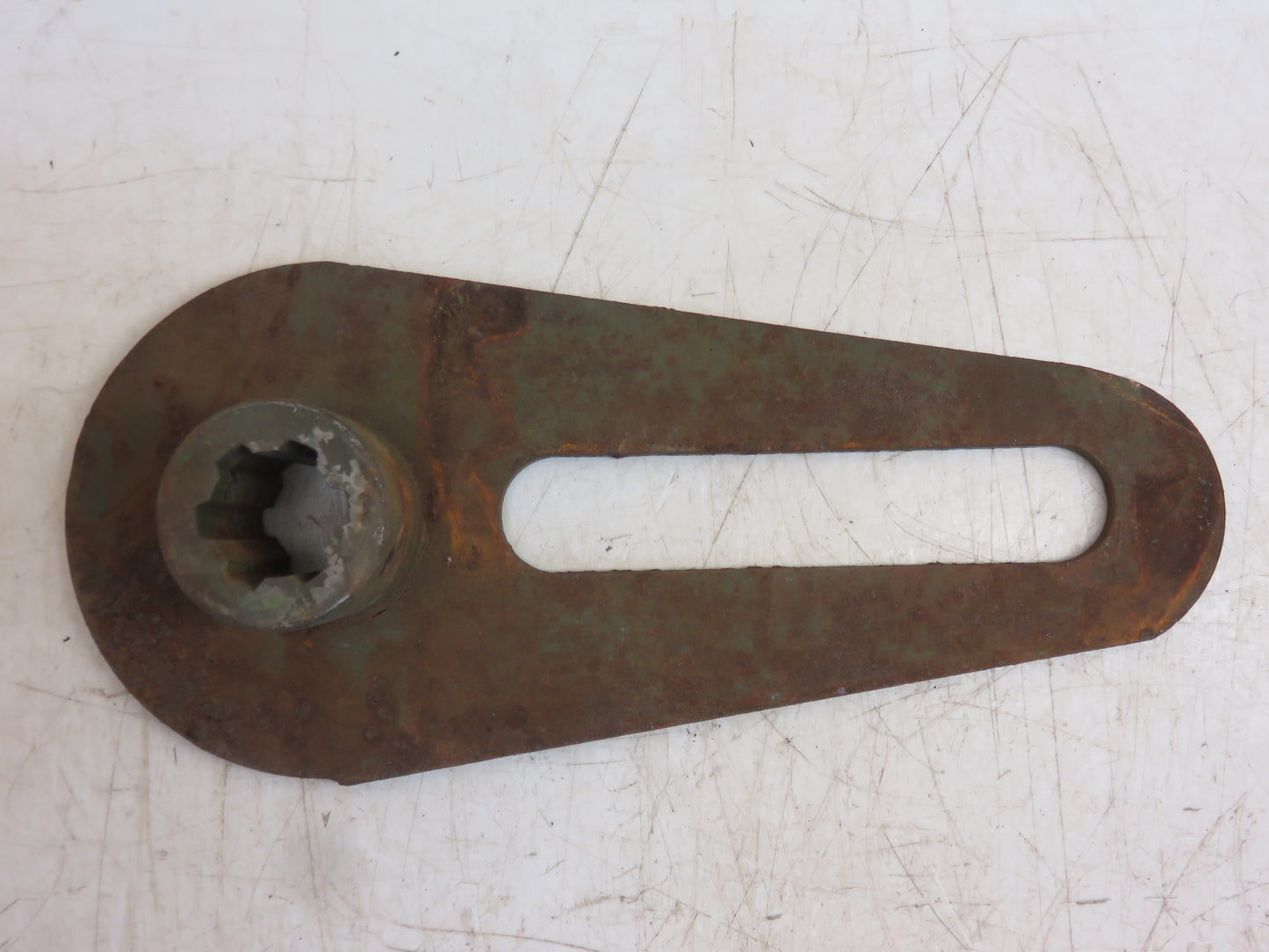 AM2011E John Deere NOS Front Needle Lift Arm For 114W, 116W Balers