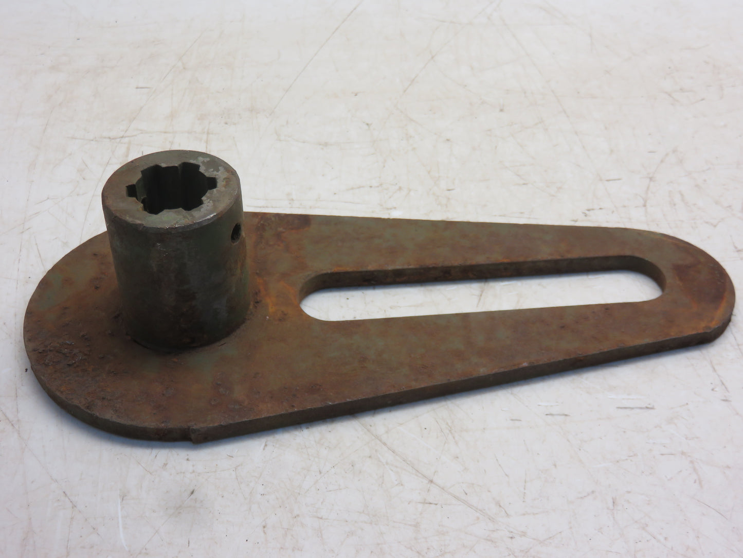 AM2011E John Deere NOS Front Needle Lift Arm For 114W, 116W Balers