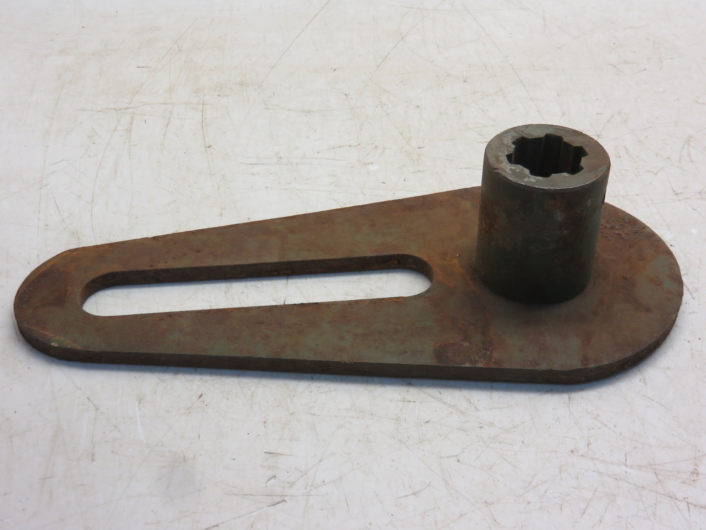 AM2011E John Deere NOS Front Needle Lift Arm For 114W, 116W Balers