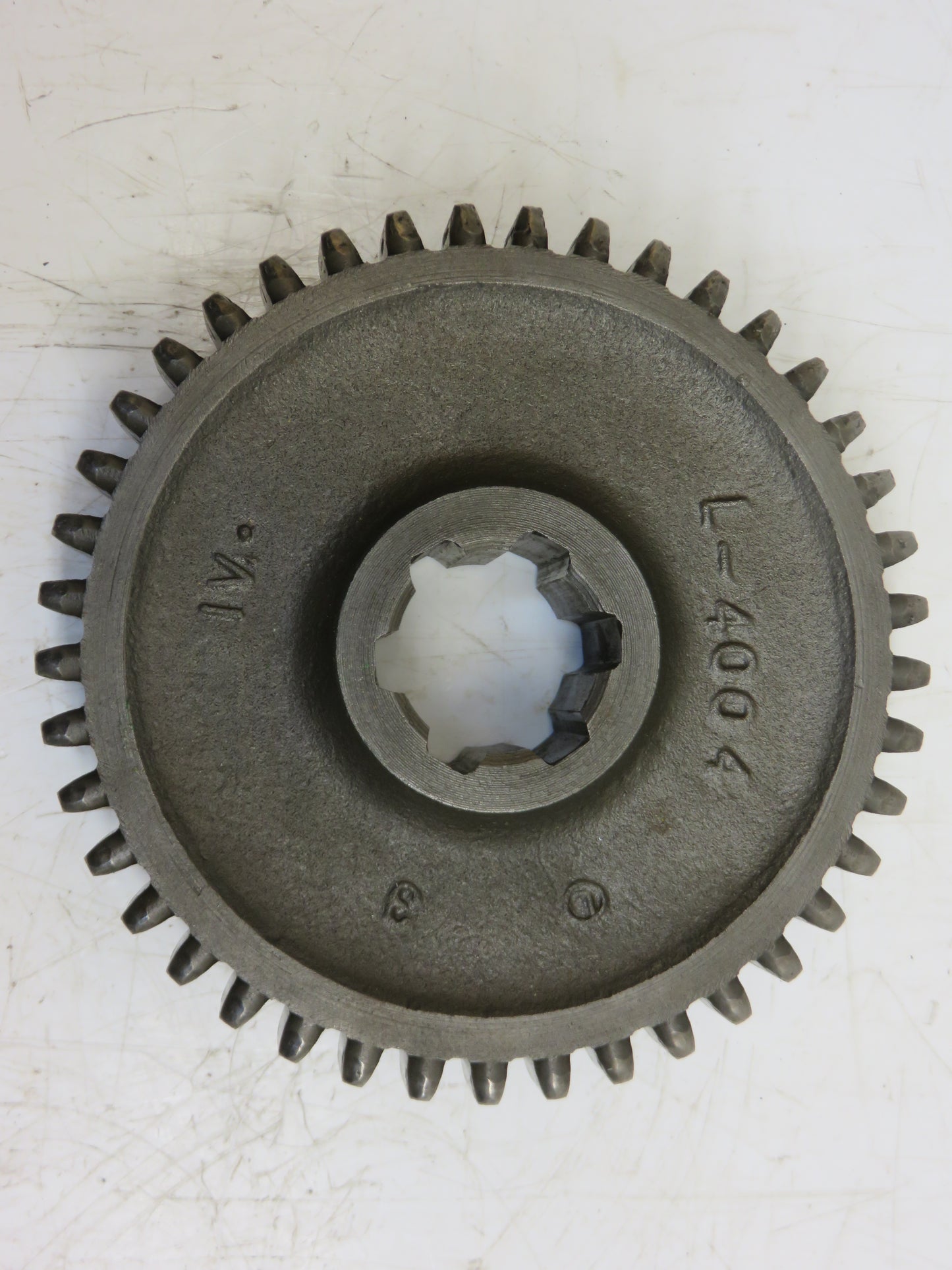 AL4004T, L4004T John Deere First And Reverse Speed Driven Gear For L, LA, LI