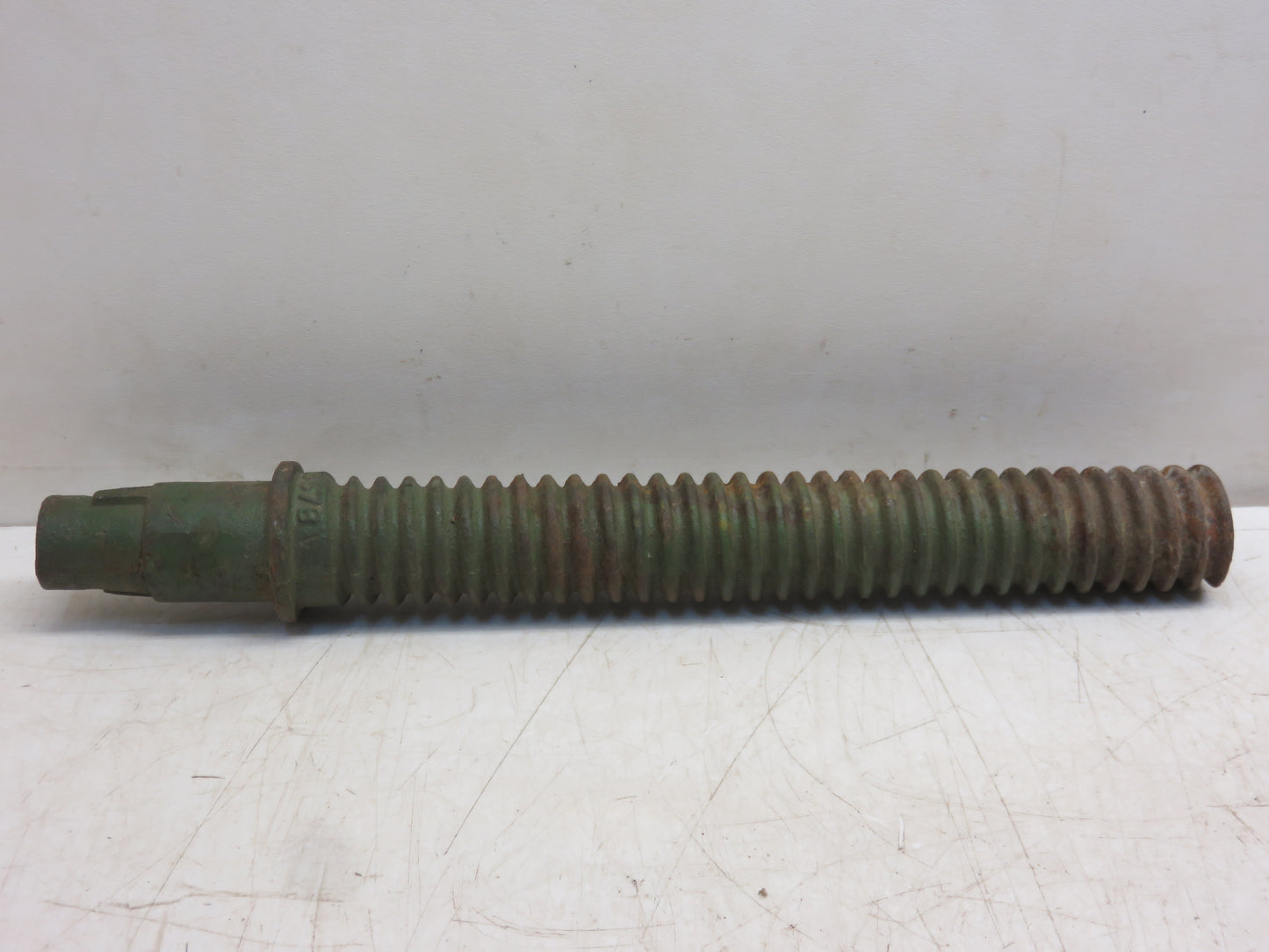 K1557B John Deere NOS Crank Adjusting Screw For L, LY, LYD, LF, LC Disc Harrow