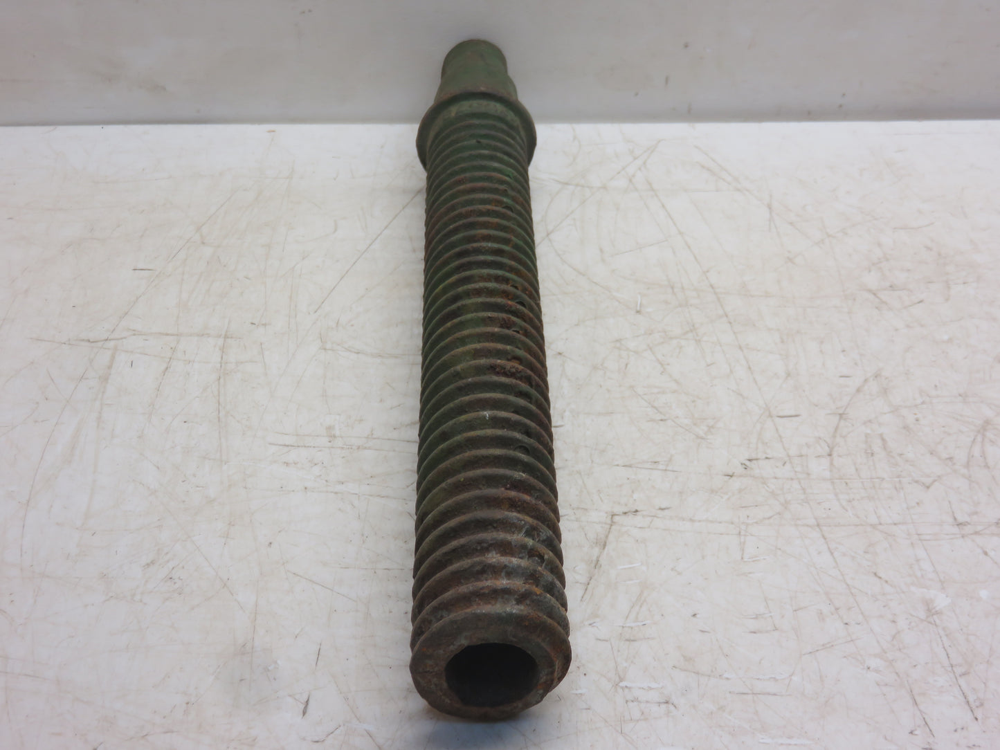 K1557B John Deere NOS Crank Adjusting Screw For L, LY, LYD, LF, LC Disc Harrow