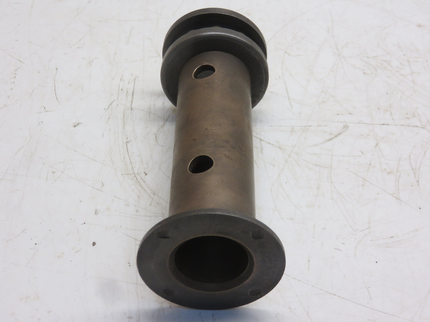 AD2820R, D1306R, D1300R John Deere Governor Shaft Sleeve With Bearing For D