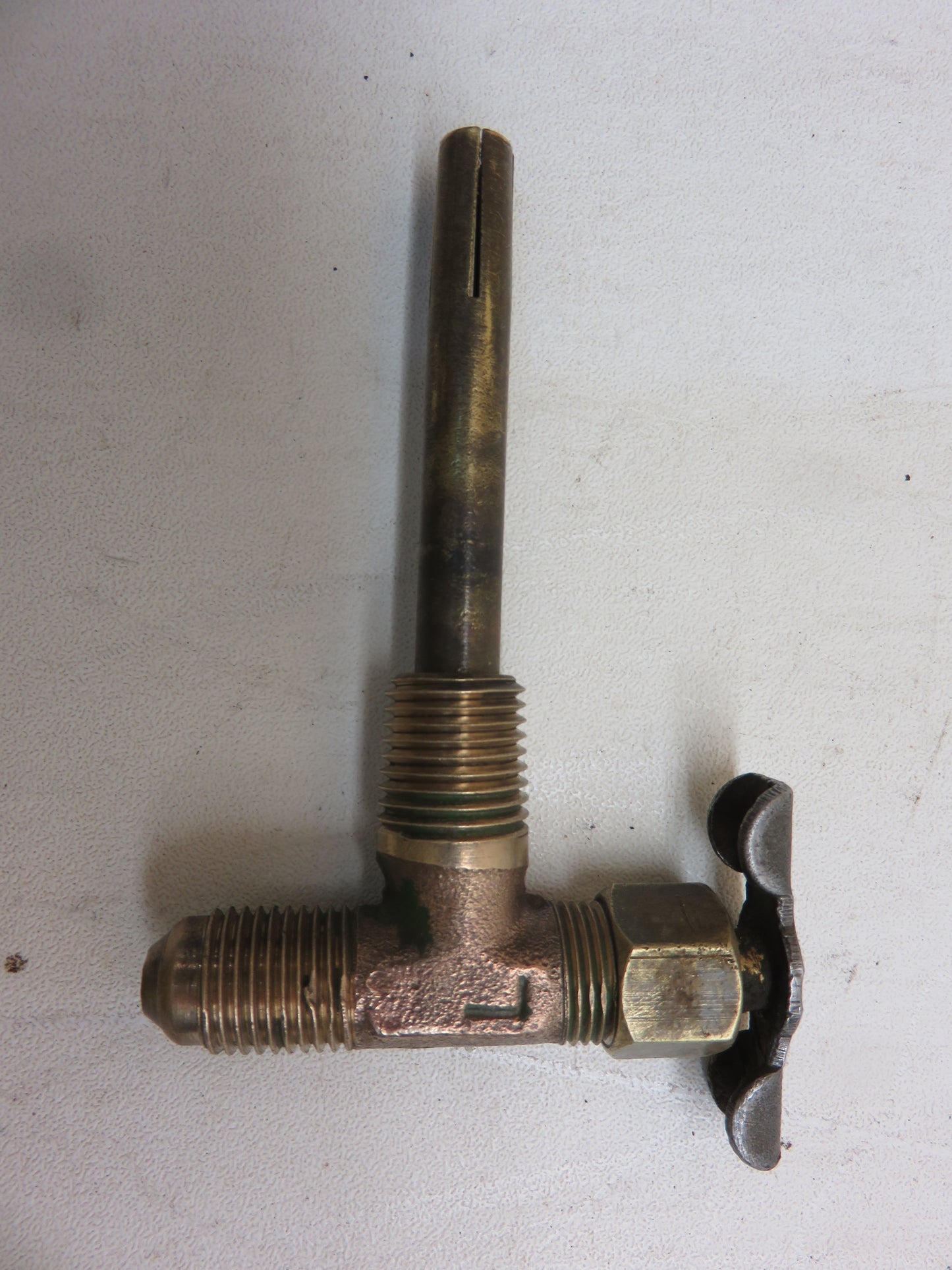 Manual Shut Off Valve For John Deere Tractors – Fits 2510, 3010, 4010, 4020, 500, 600, 4000, 5010