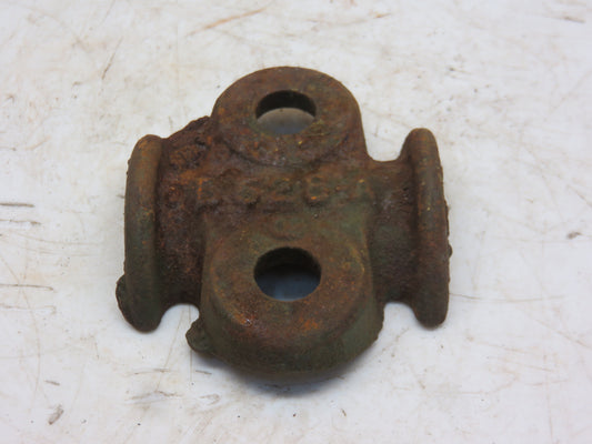 B528A John Deere NOS Jointer Clamp For 4B, 5C, 6C, 22, 44, 51, 52, 55, 56, 57 Plow