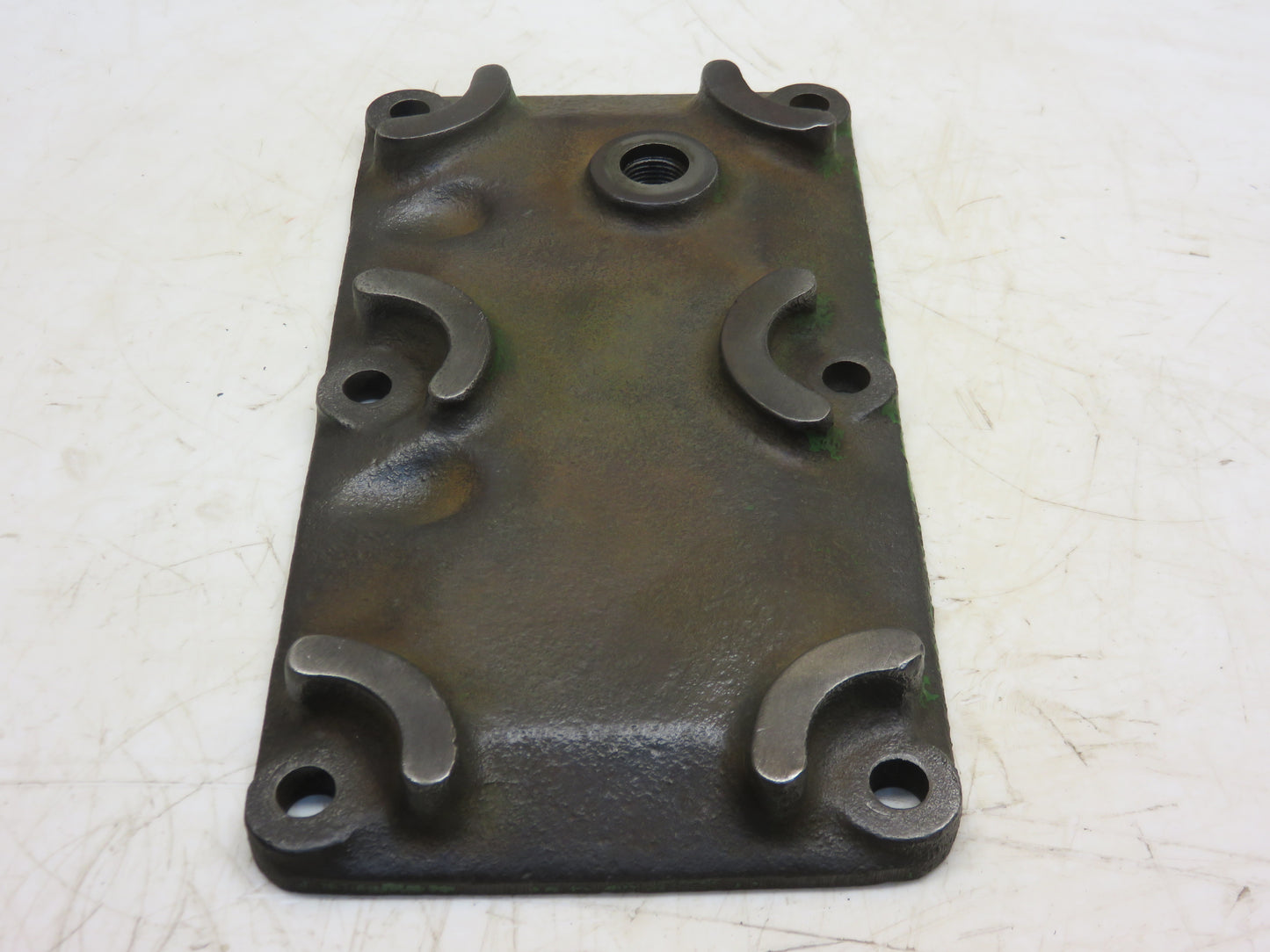 R1731R John Deere PTO Bottom Cover For 80, 820, 830