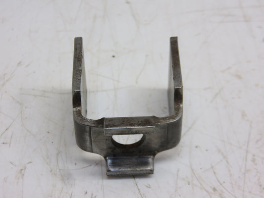 R27127, R46443 John Deere Load Control Stud Lock Plate For 2510, 3010, 4010, 2520